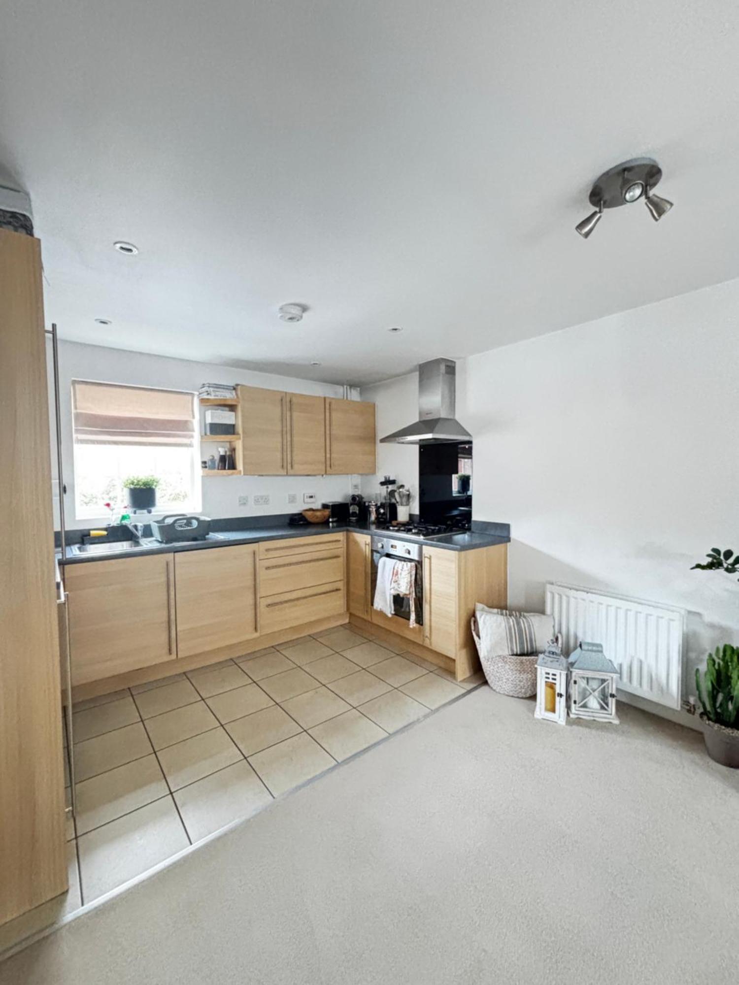 Delux Room With Private Parking, Sleeps 2, Perfect For Cotswold Getaway, Easy A419 Access Blunsdon 外观 照片